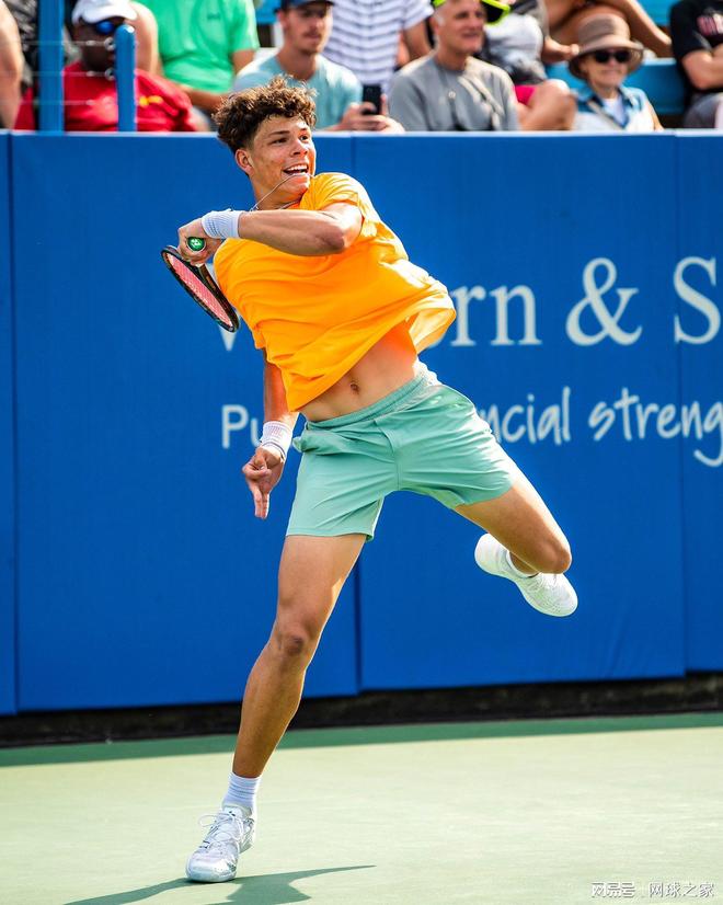 但无一捧杯 但无一捧杯